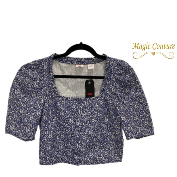 Levi's Tops - NWT Levi’s Square Neck Cropped Floral Button Front Blouse💙🤍💙